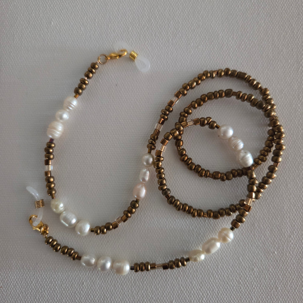 Simplicity Glass Chain