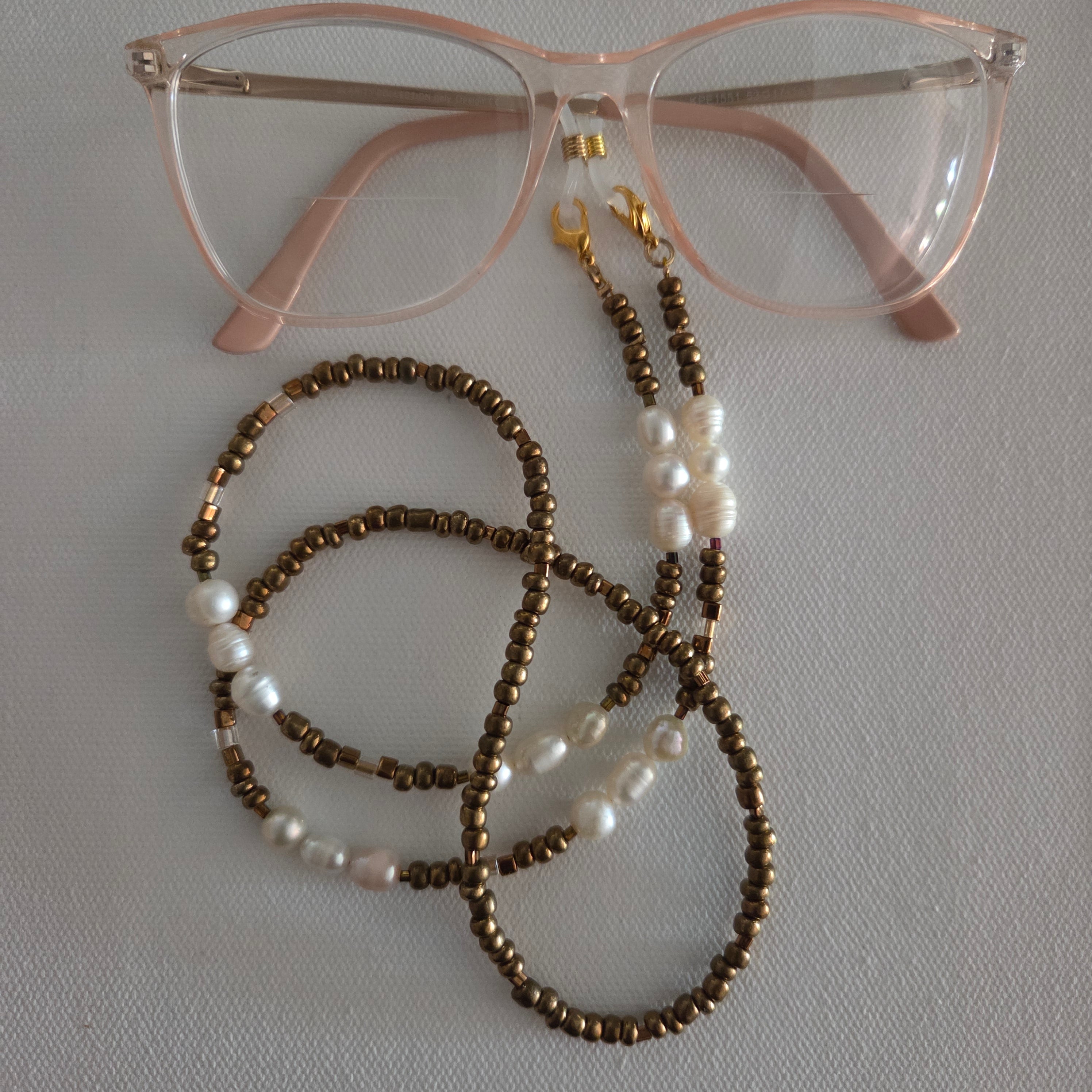 Simplicity Glass Chain